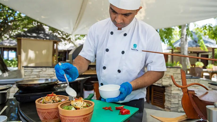 Ilaafathi at Banyan Tree Vabbinfaru thumbnail 3